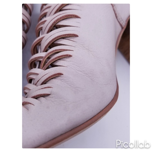 Chinese Laundry Leather Weave Sandals - Picture 6 of 6